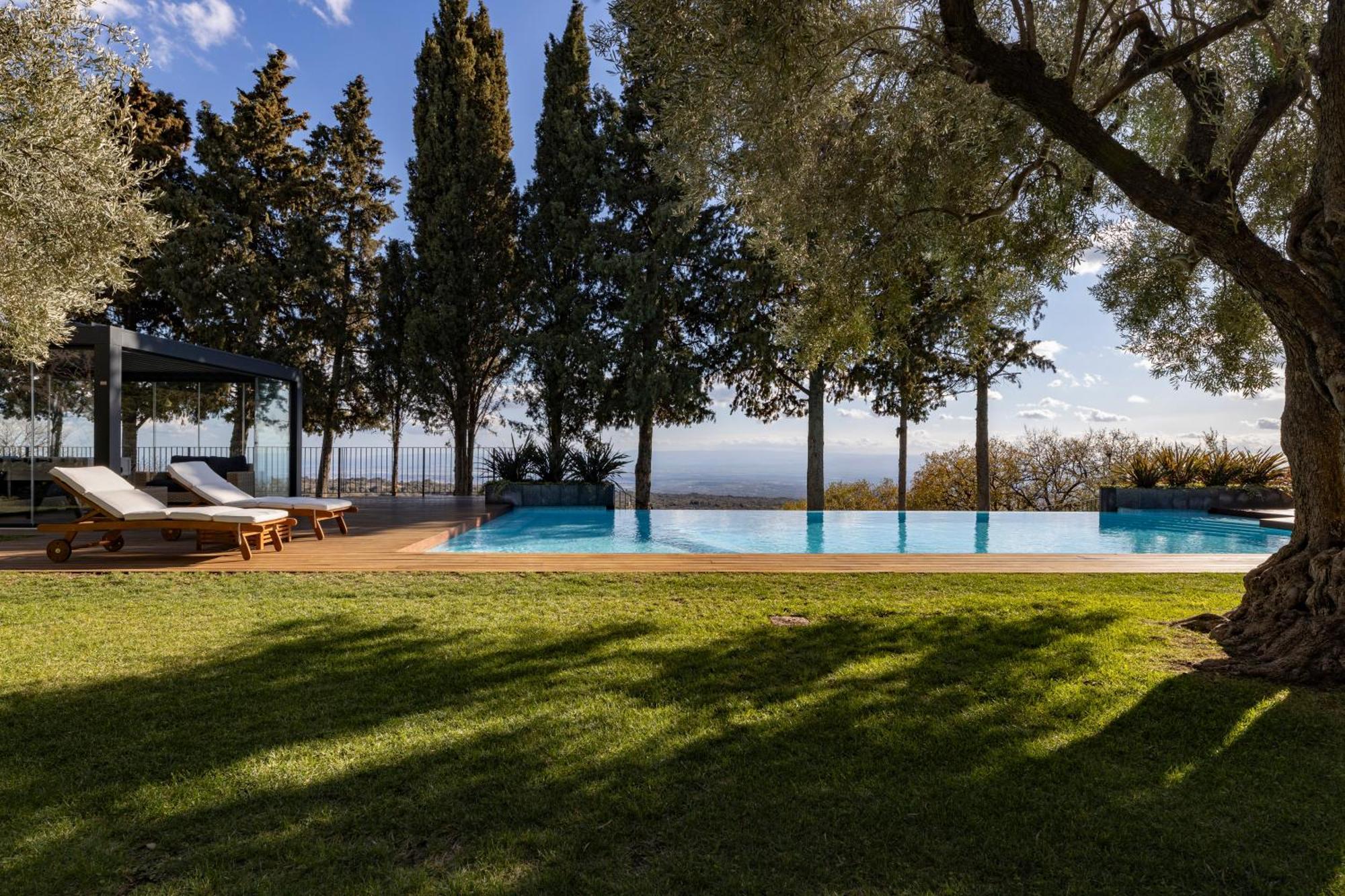 Scialaj Villa Di Lusso Sull'Etna Con Piscina E Vista Mare Ragalna Dış mekan fotoğraf