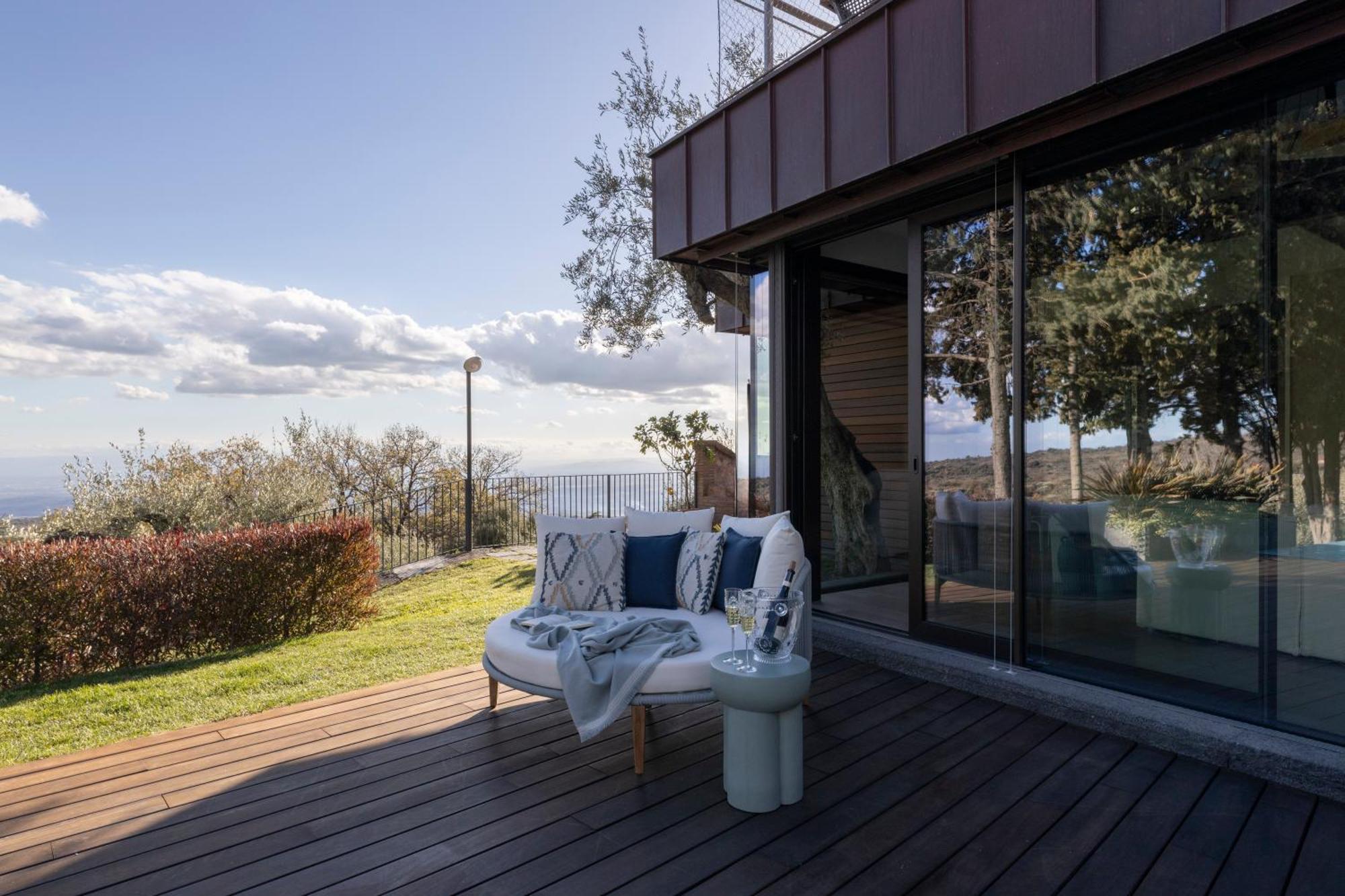 Scialaj Villa Di Lusso Sull'Etna Con Piscina E Vista Mare Ragalna Dış mekan fotoğraf